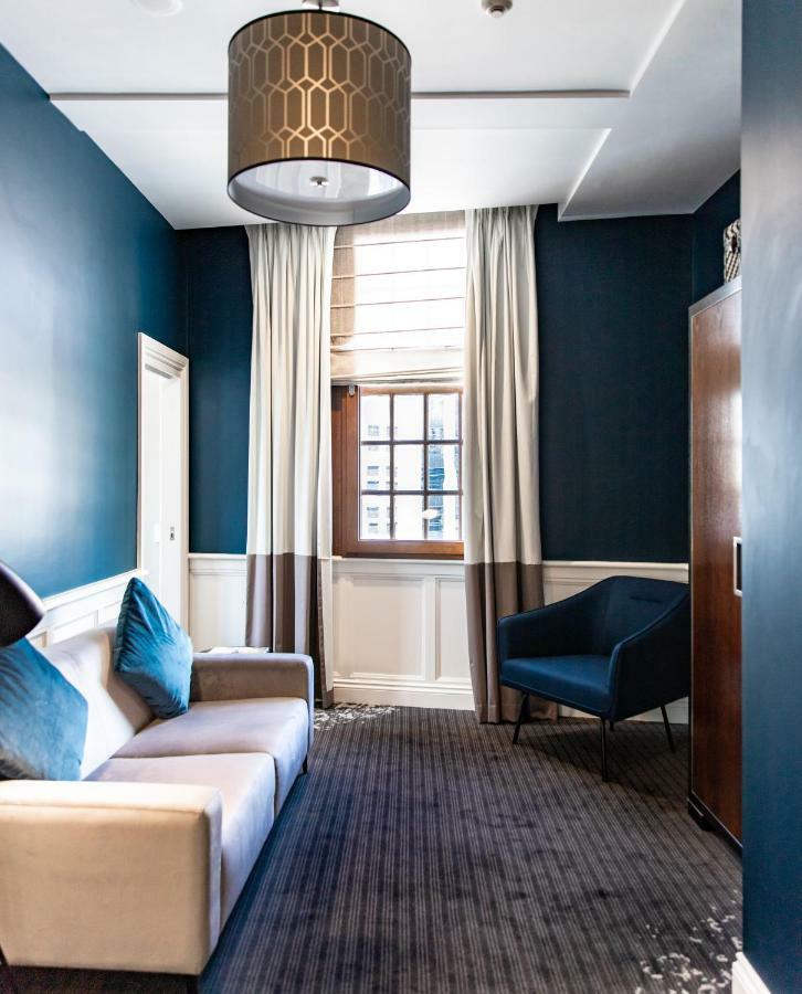 The Inchcolm By Ode Hotels Брисбен Экстерьер фото A room at the hotel
